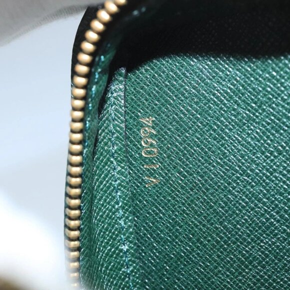 LOUIS VUITTON Taiga Baikal Clutch Bag Epicea M30184 LV Auth th5531 - Picture 10 of 16